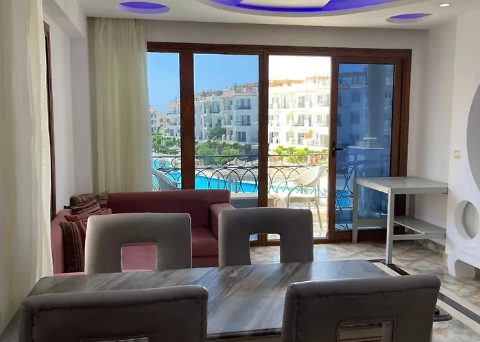 Pool View Hills Aqua Park *